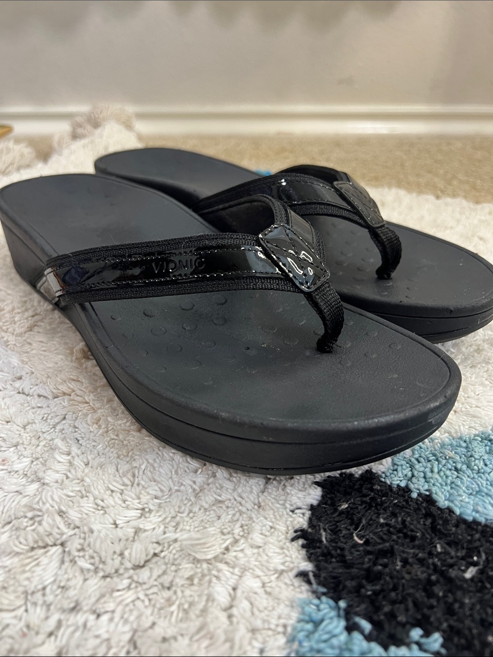 Vionic Womens 11 High Tide Support Black Platform Sandals Flip Flops Thongs